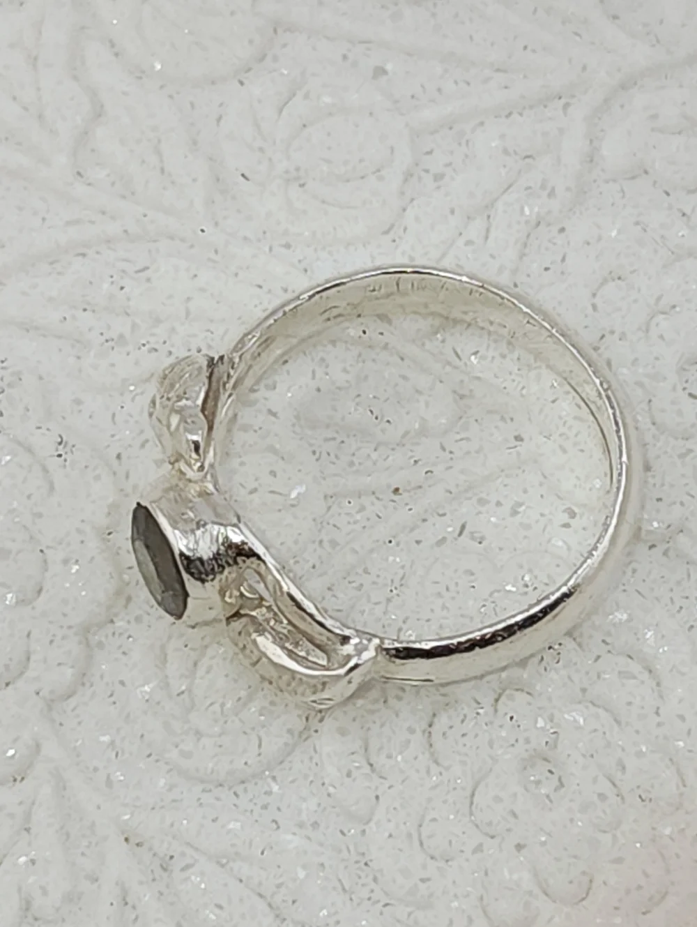 LABRADORITE RING HANDMADE WITH STERLING SILVER RECYCLED METAL SZ 7